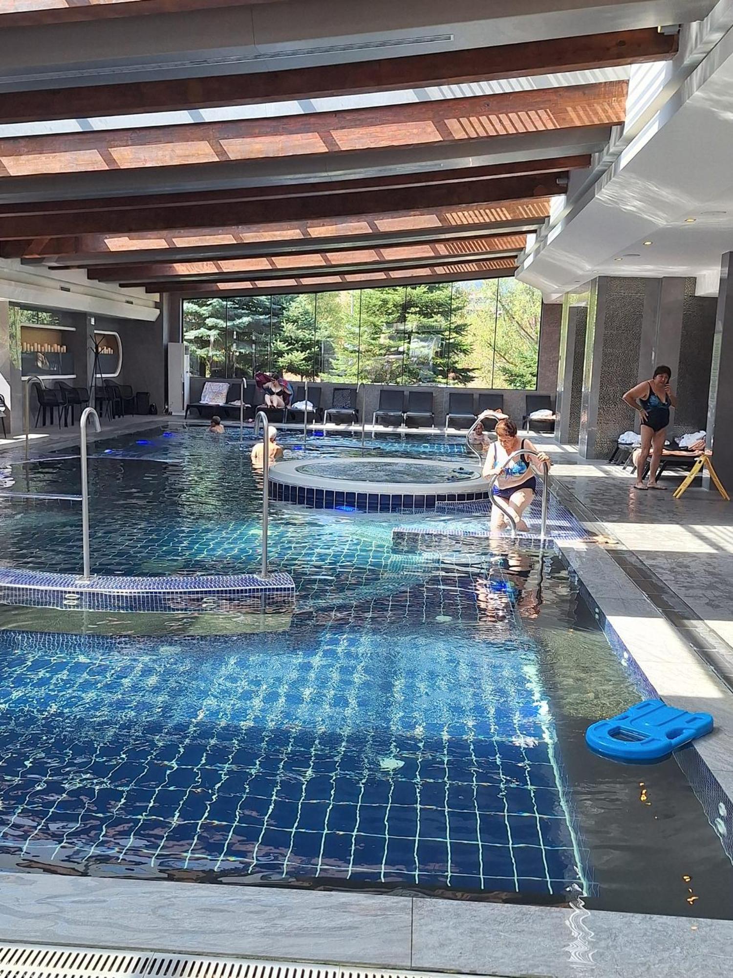 Luxory Aparthotel In 4 Star Spa Hotel St Ivan Rilski, Banszko Kültér fotó